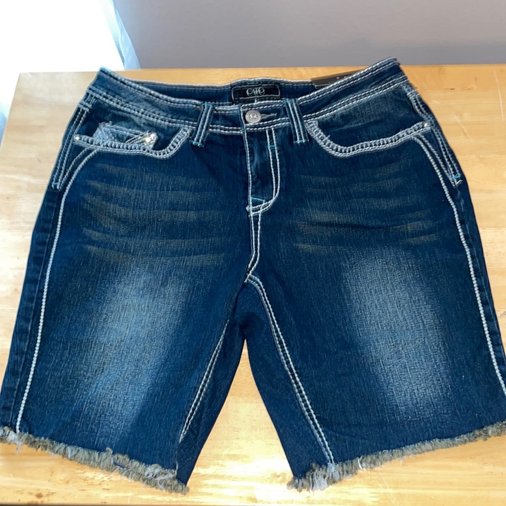 Cato NWT BERMUDA SHORTS SIZE 12